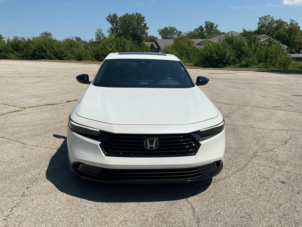 Used 2023 Honda Accord Sport image 7