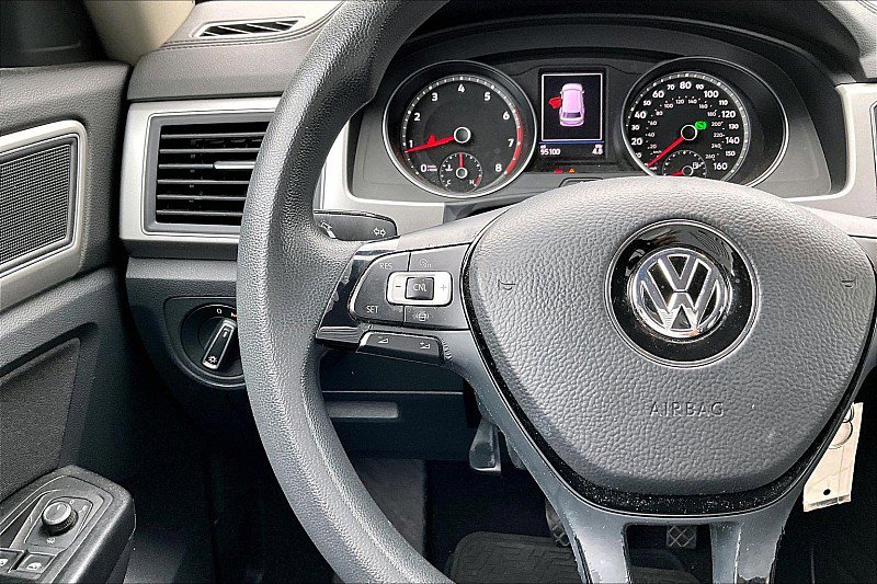 Used 2019 Volkswagen Atlas S FWD image 17