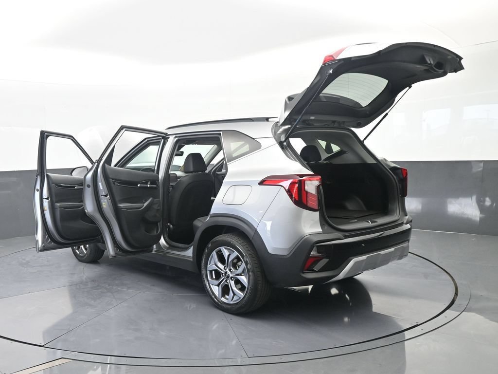Used 2024 Kia Seltos S FWD image 75