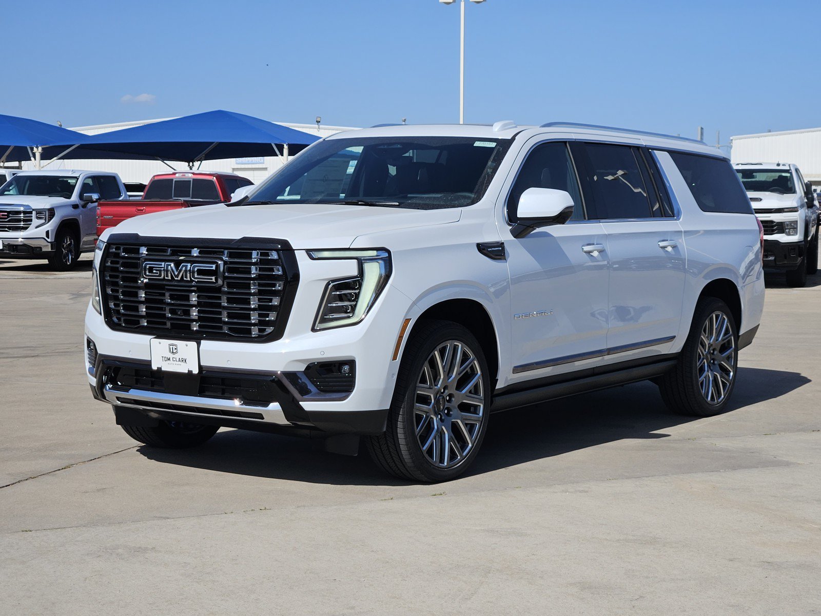 New 2027 GMC Yukon XL Denali Ultimate AWD/4WD image 2