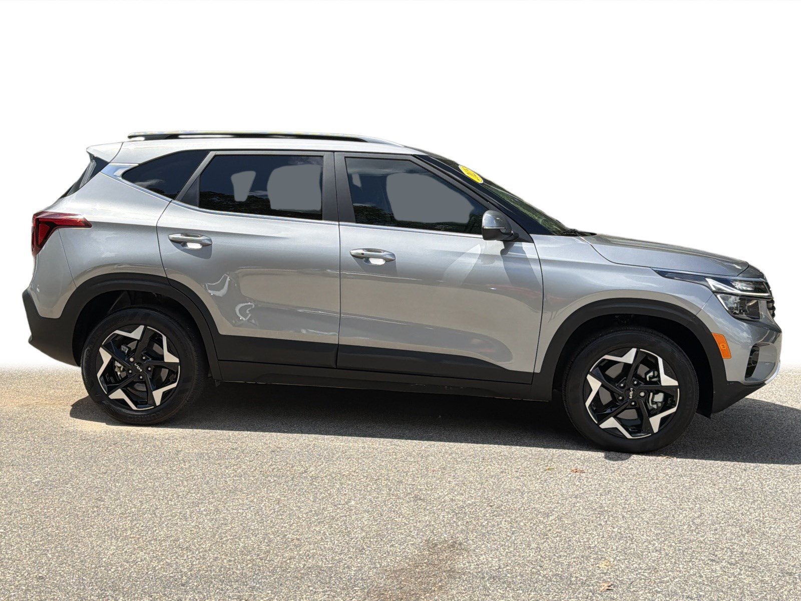Certified 2025 Kia Seltos EX w/ EX Sunroof Package AWD/4WD image 32