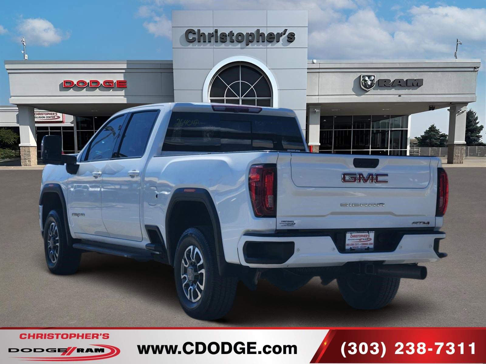 Used 2023 GMC Sierra 2500 AT4 w/ AT4 Preferred Package image 5