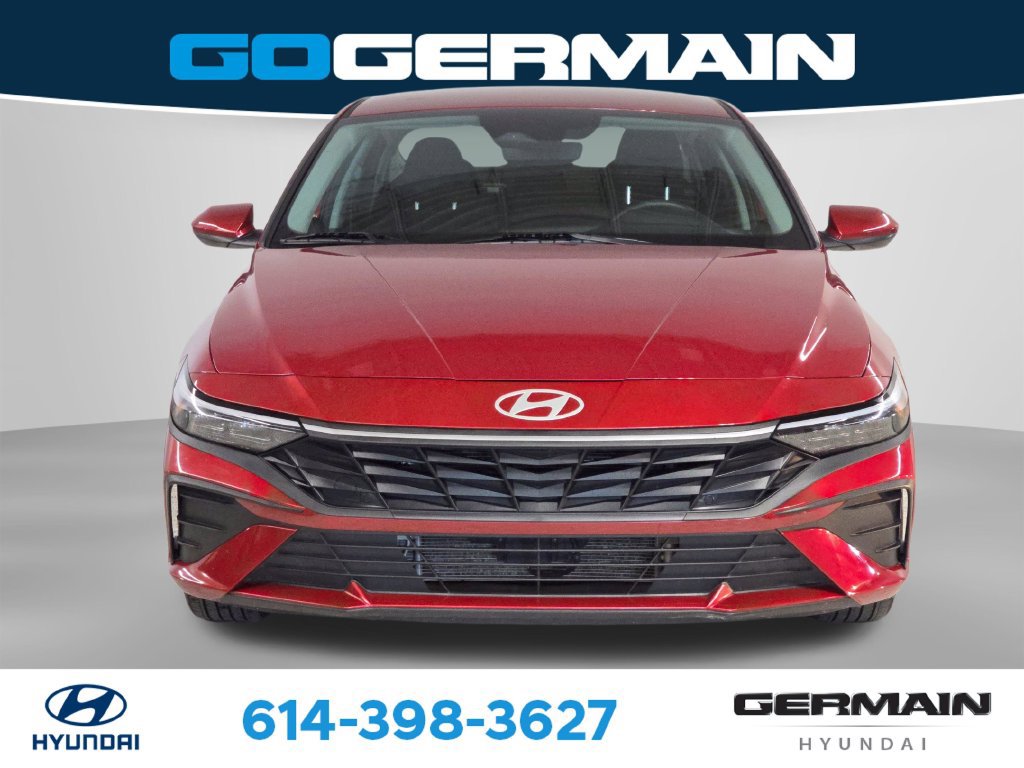 Used 2026 Hyundai Elantra Hybrid FWD image 2