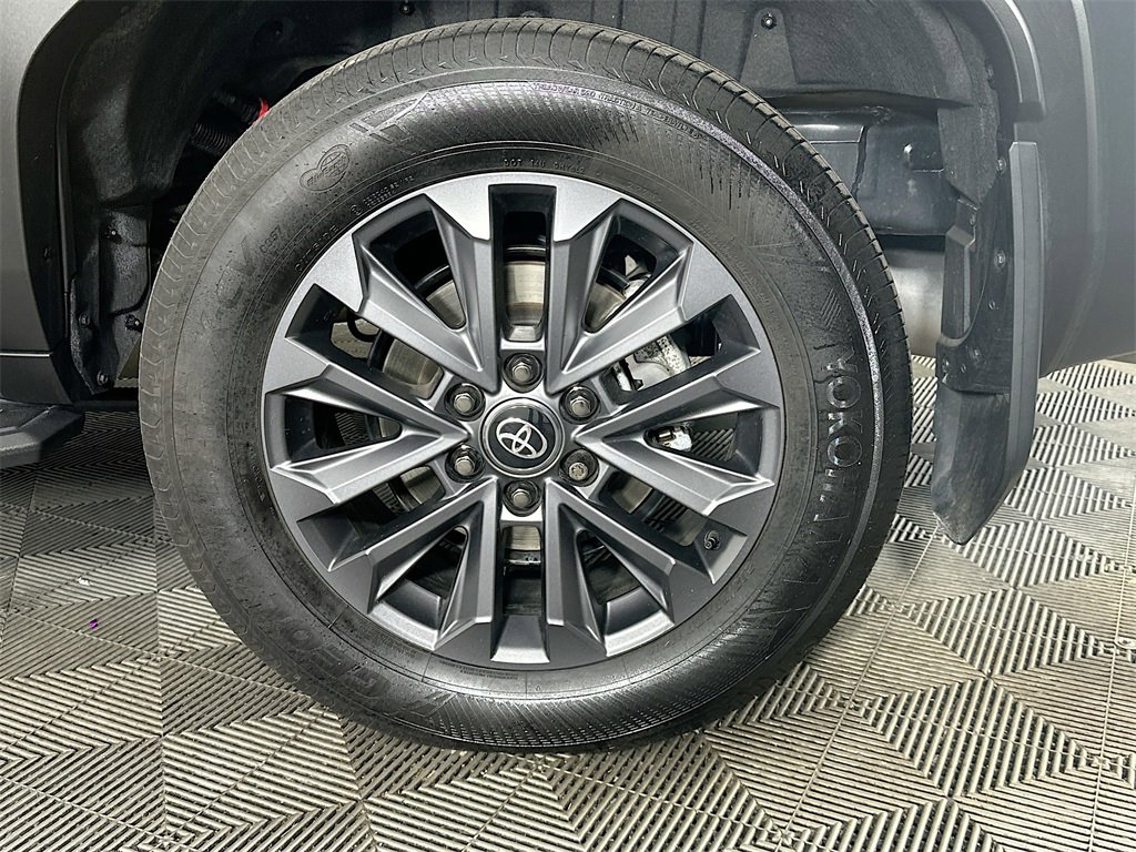 Used 2025 Toyota Land Cruiser w/ Premium Package image 34