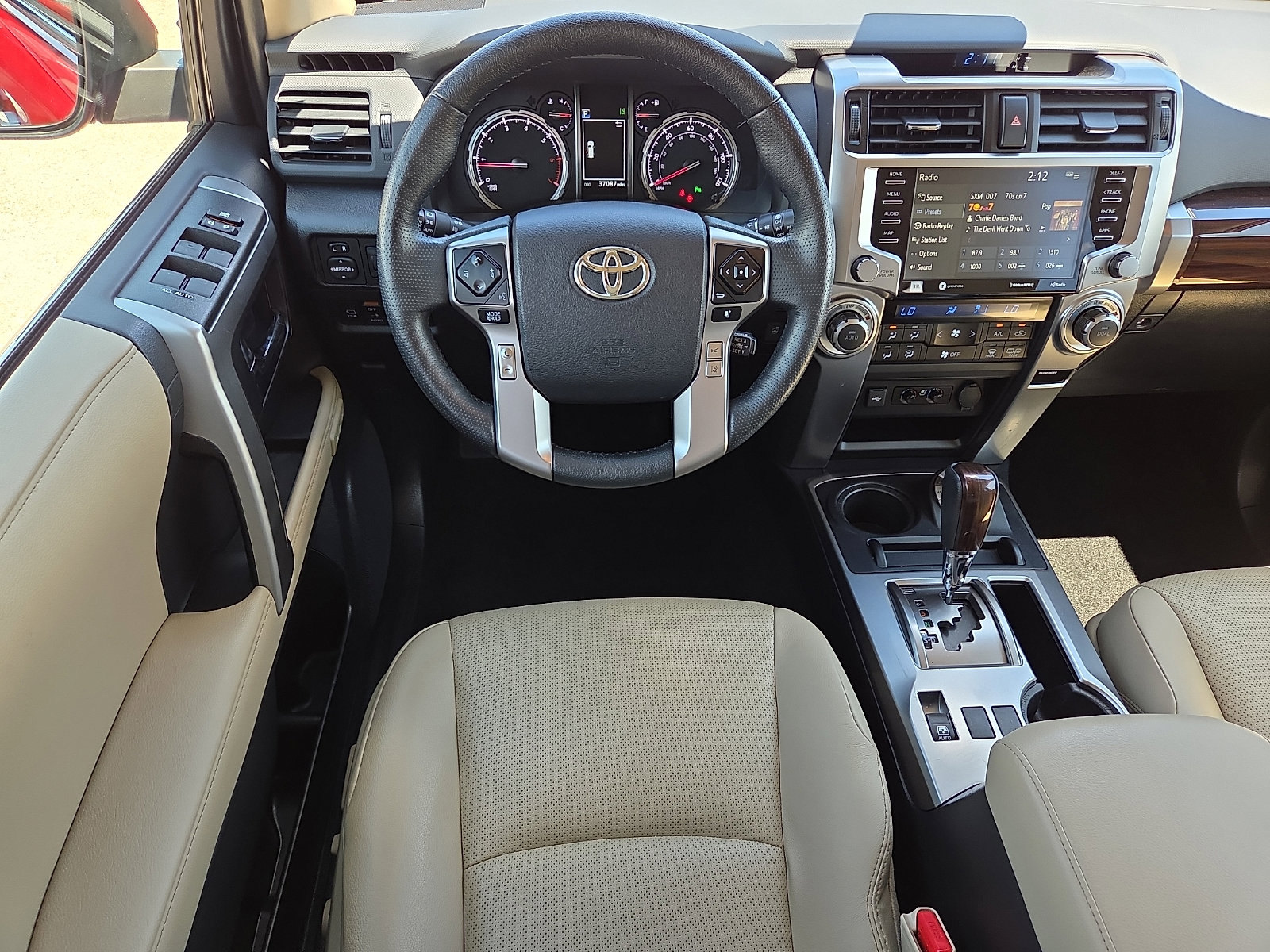 Used 2024 Toyota 4Runner Limited AWD/4WD image 11