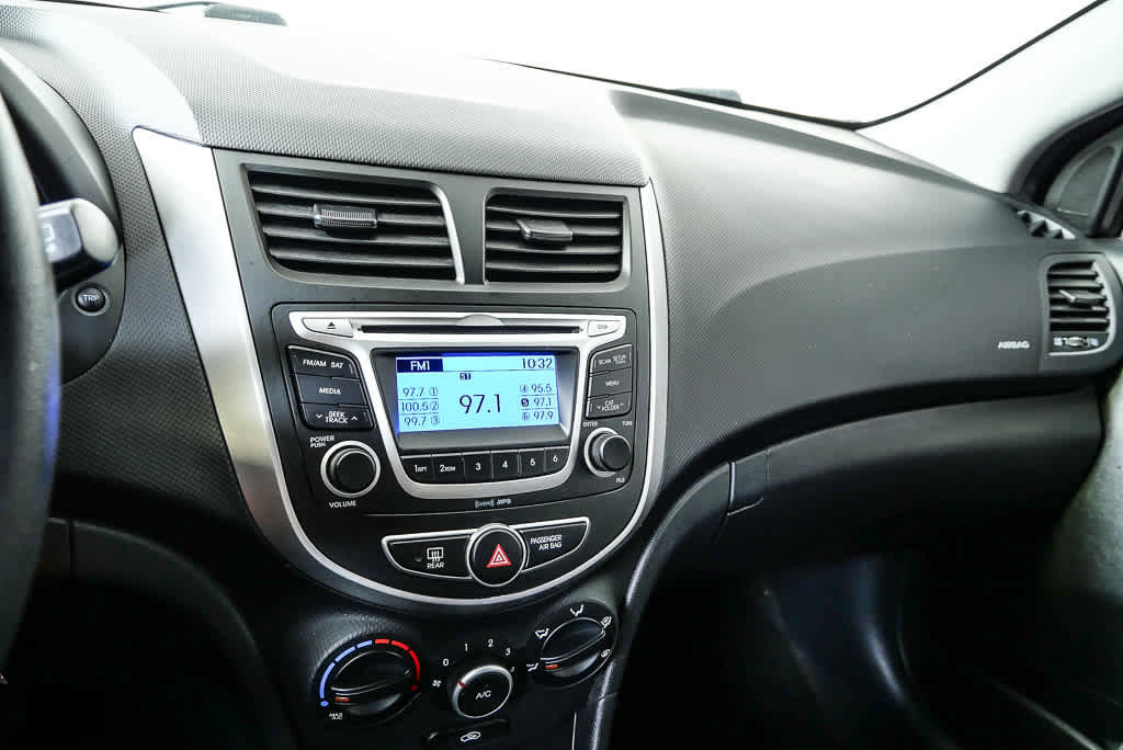 Used 2014 Hyundai Accent GS image 16