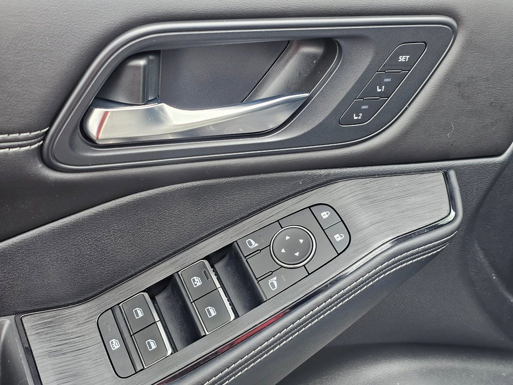 Used 2022 Nissan Rogue SL w/ SL Premium Package image 31