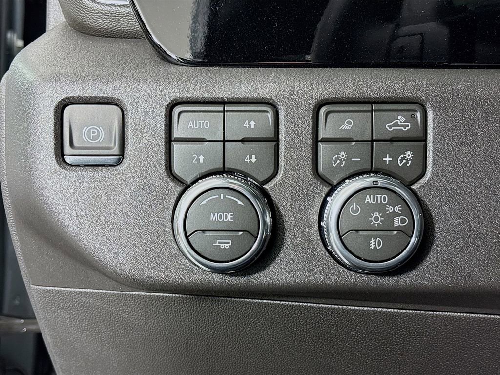 New 2026 GMC Sierra 1500 SLT AWD/4WD image 10