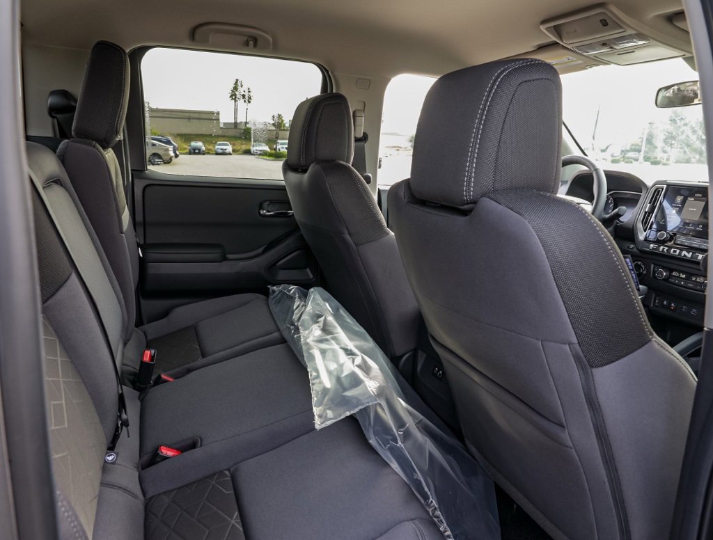 New 2026 Nissan Frontier SV image 22