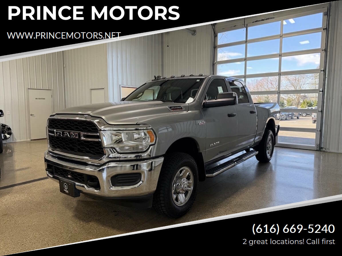 Used 2022 RAM 2500 Tradesman w/ Chrome Appearance Group AWD/4WD image 1