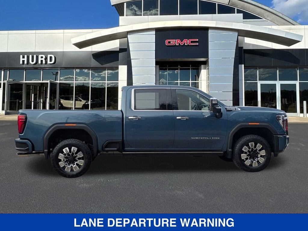 New 2026 GMC Sierra 3500 Denali w/ Denali Reserve Package image 3