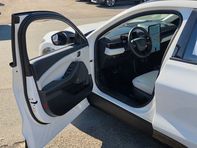 Used 2024 Ford Mustang Mach-E Premium image 40