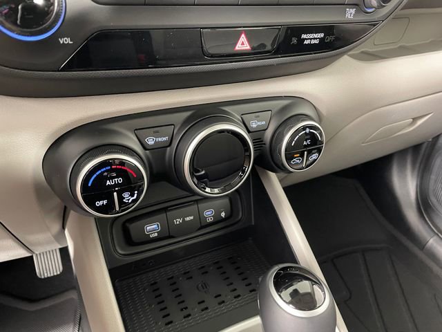 New 2026 Hyundai Venue SEL FWD image 6