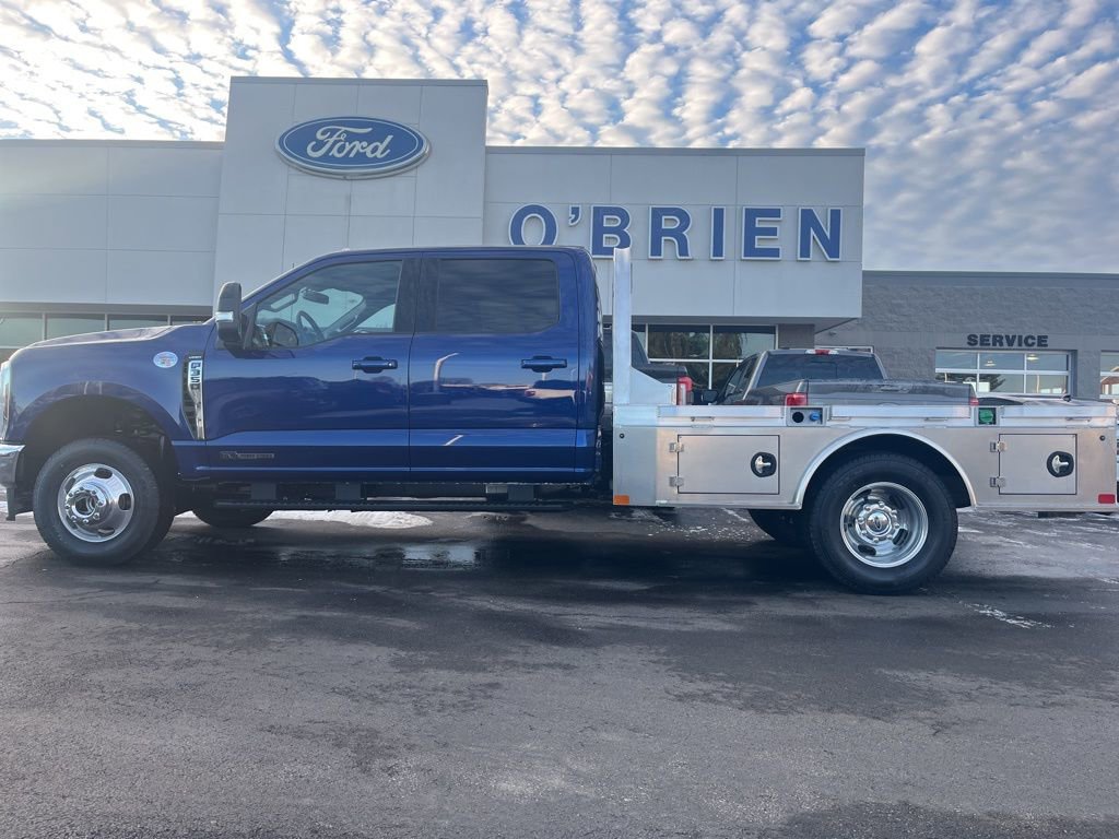 New 2026 Ford F350 Lariat AWD/4WD image 2