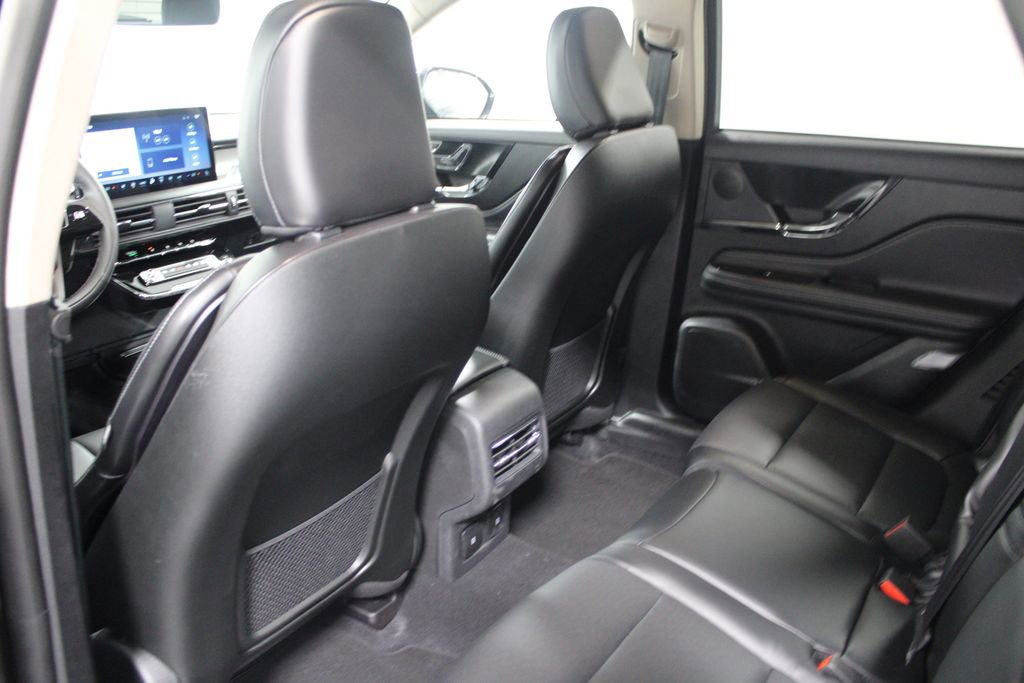 New 2026 Lincoln Corsair Premiere image 26