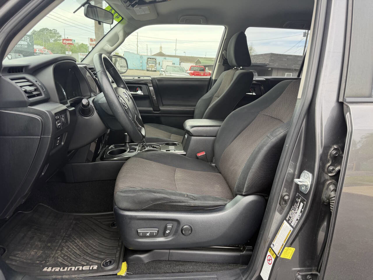 Used 2015 Toyota 4Runner Trail image 9