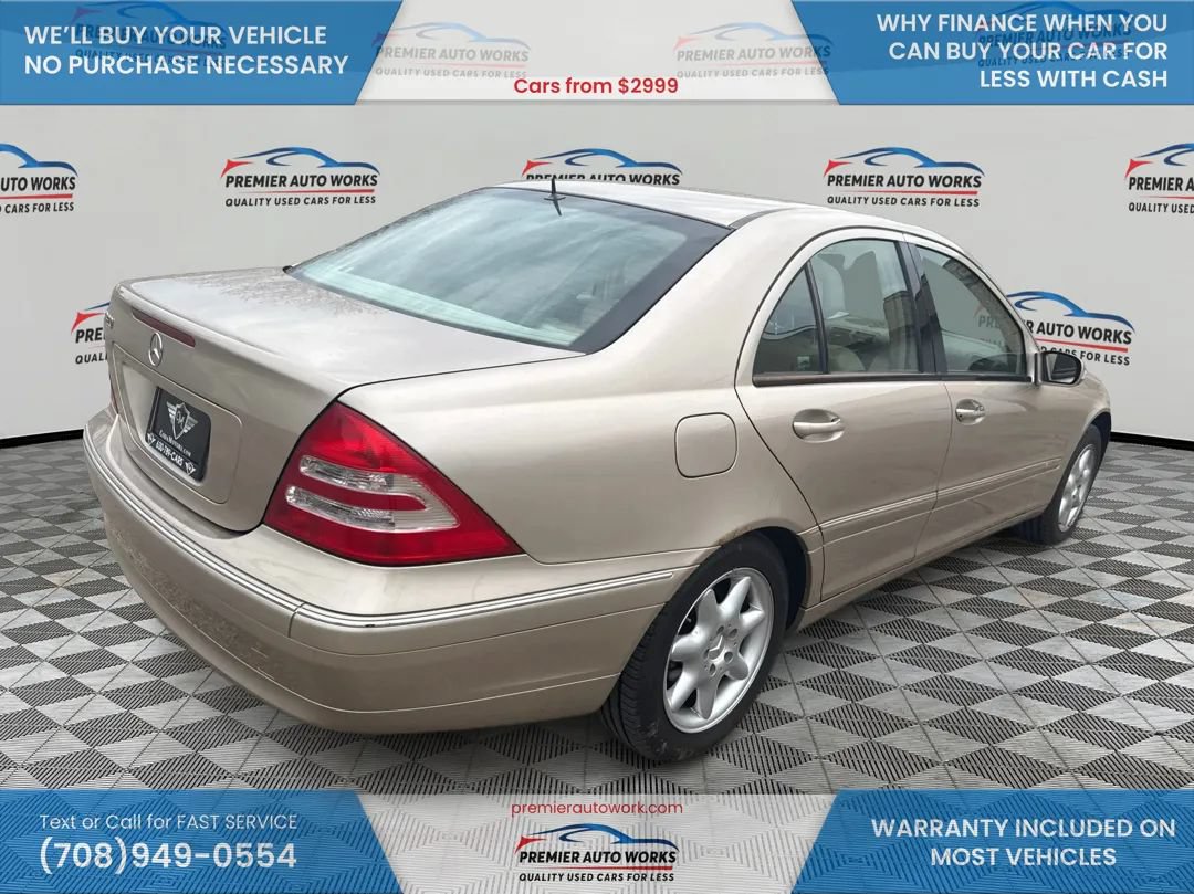 Used 2001 Mercedes-Benz C 320 Sedan image 4