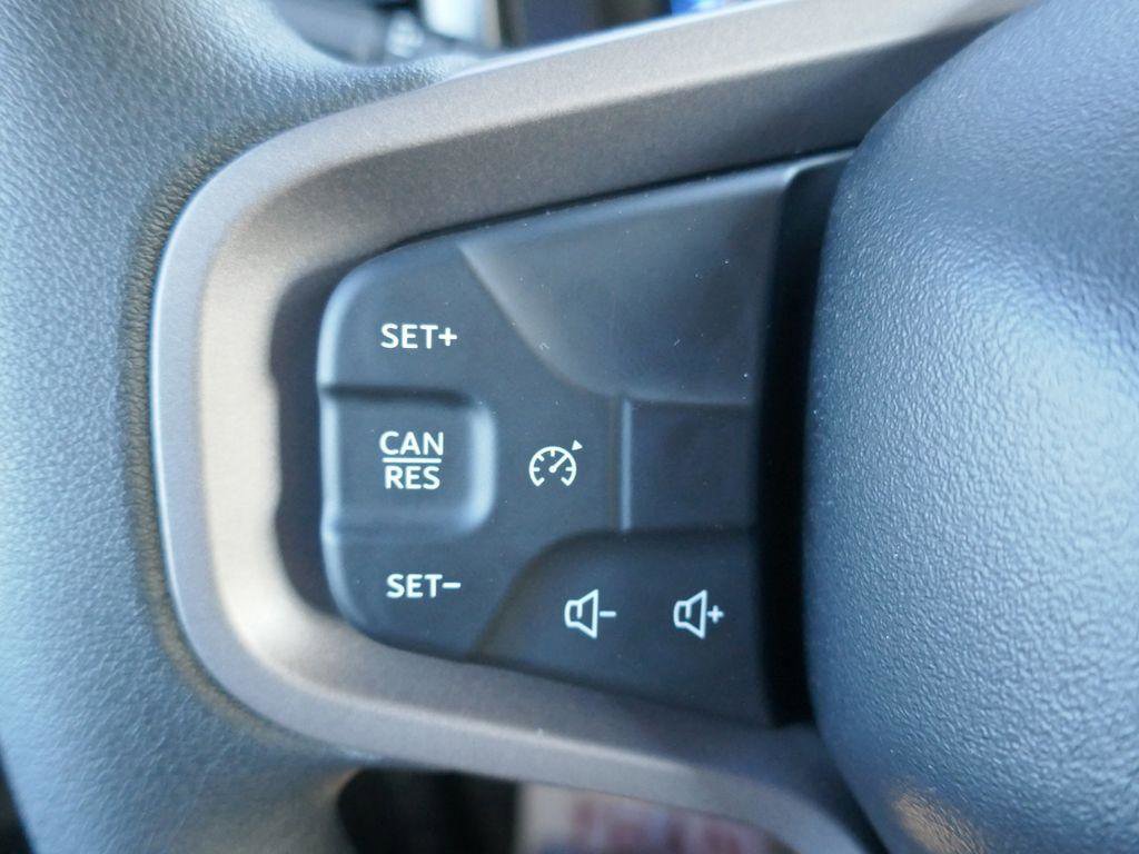 New 2026 Ford Bronco Base 2D Sport Utility image 13