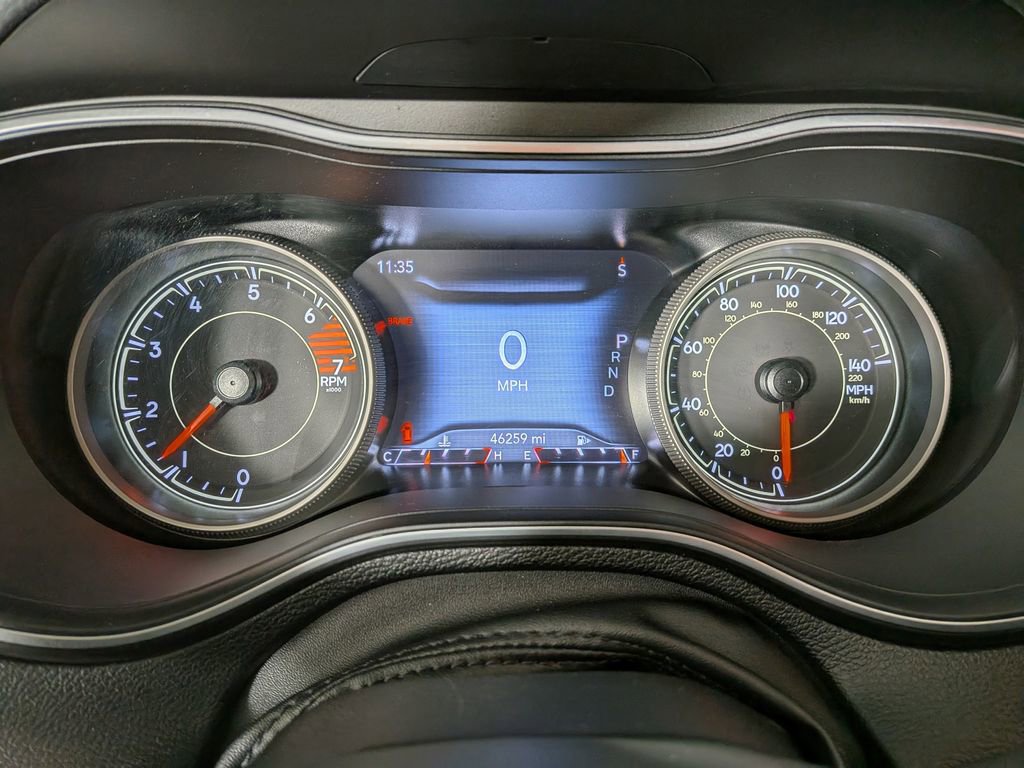 Certified 2023 Jeep Cherokee Altitude Lux image 25