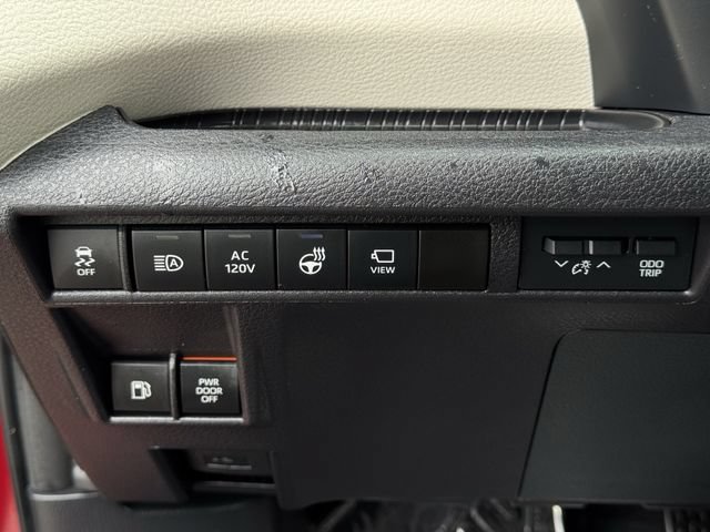 Used 2026 Toyota Sienna Platinum AWD/4WD image 20