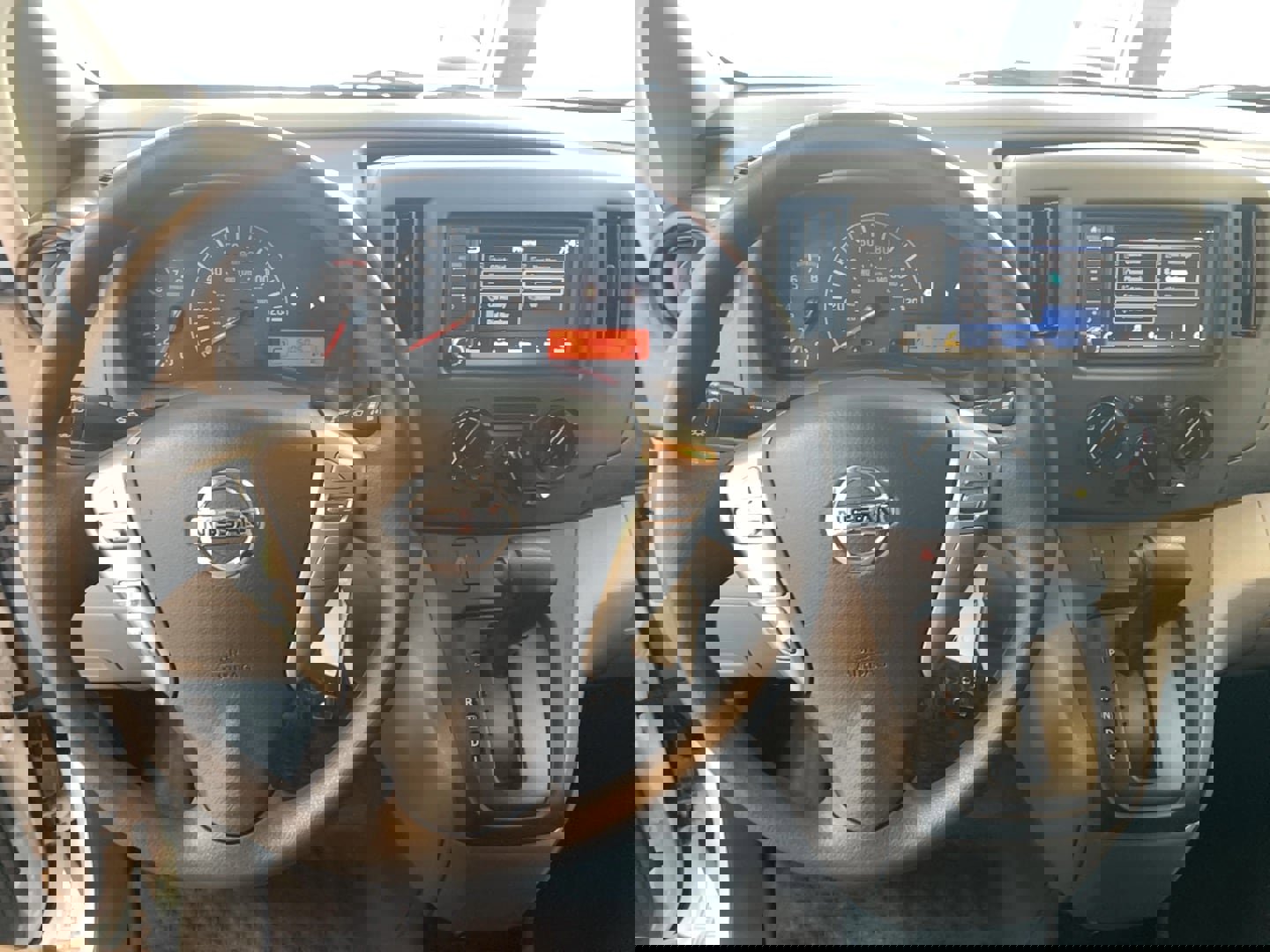 Used 2021 Nissan NV200 S image 17