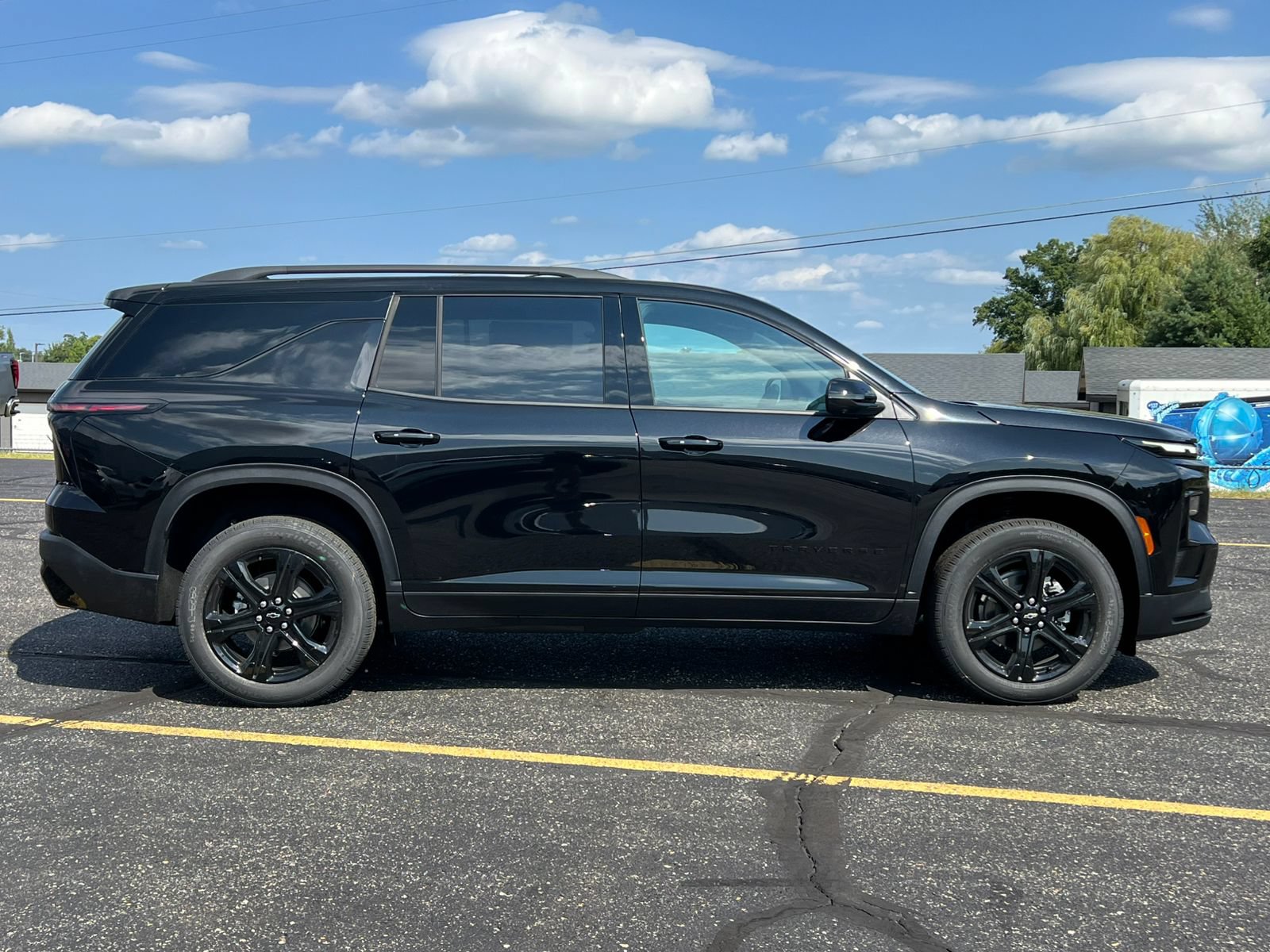 New 2027 Chevrolet Traverse LT w/ Midnight/Sport Edition AWD/4WD image 48