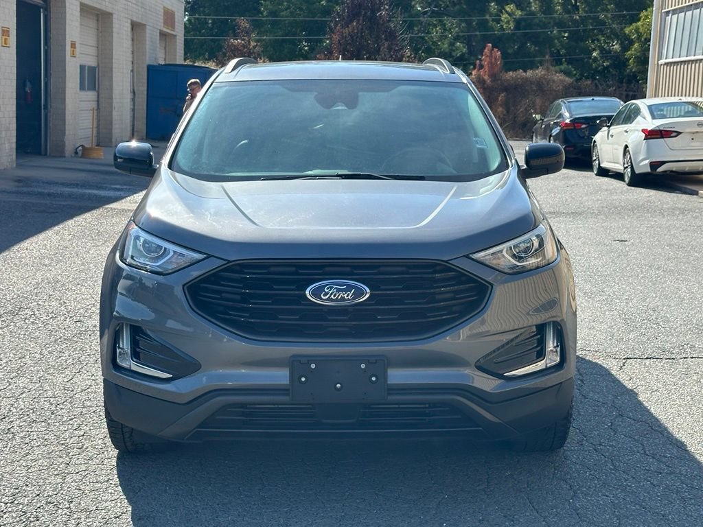 Used 2022 Ford Edge SEL w/ Sport Appearance Package AWD/4WD image 10