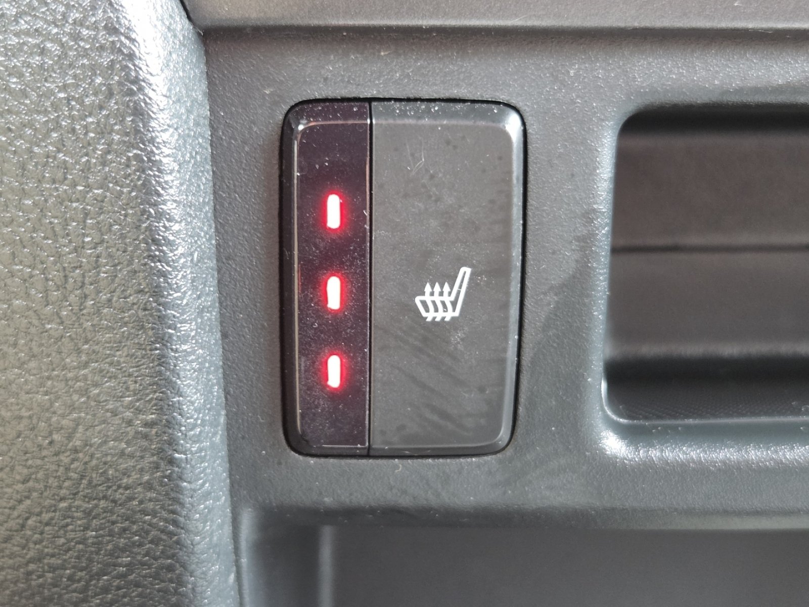 Certified 2023 Honda Passport EX-L image 6