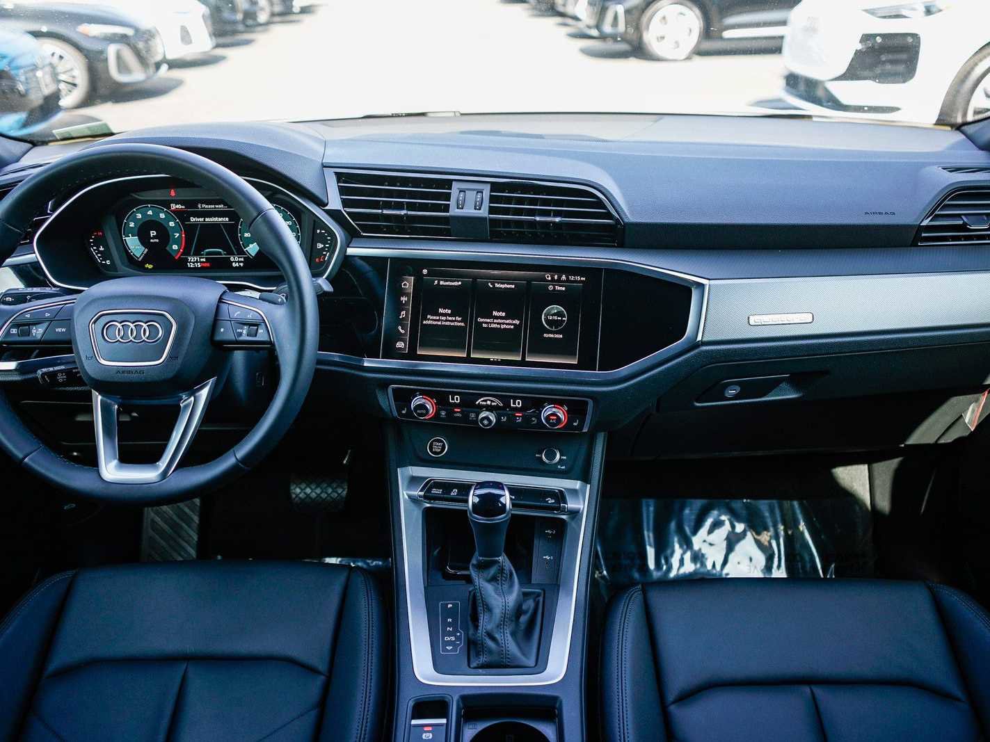 Used 2025 Audi Q3 2.0T Premium image 12