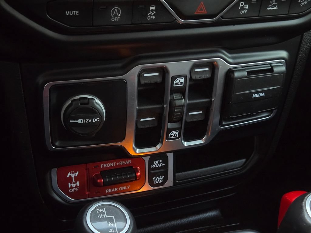 Used 2020 Jeep Gladiator Rubicon AWD/4WD image 22