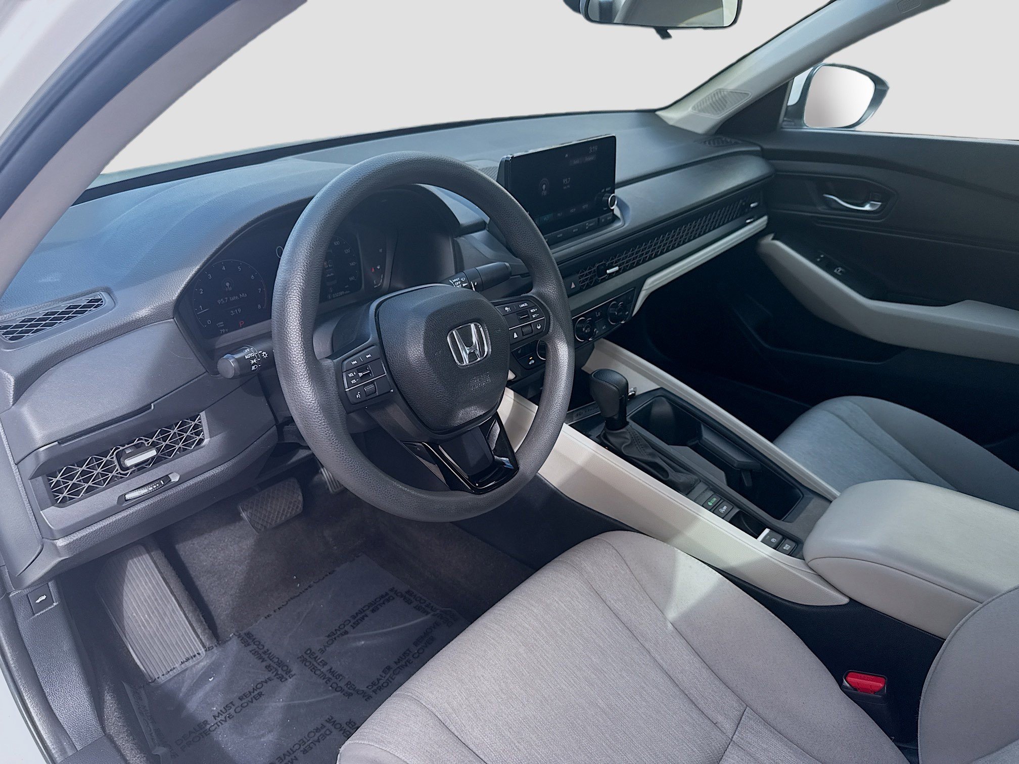 Used 2023 Honda Accord EX image 9