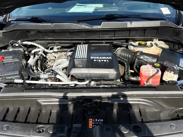 Used 2020 Chevrolet Silverado 1500 High Country w/ Technology Package AWD/4WD image 28