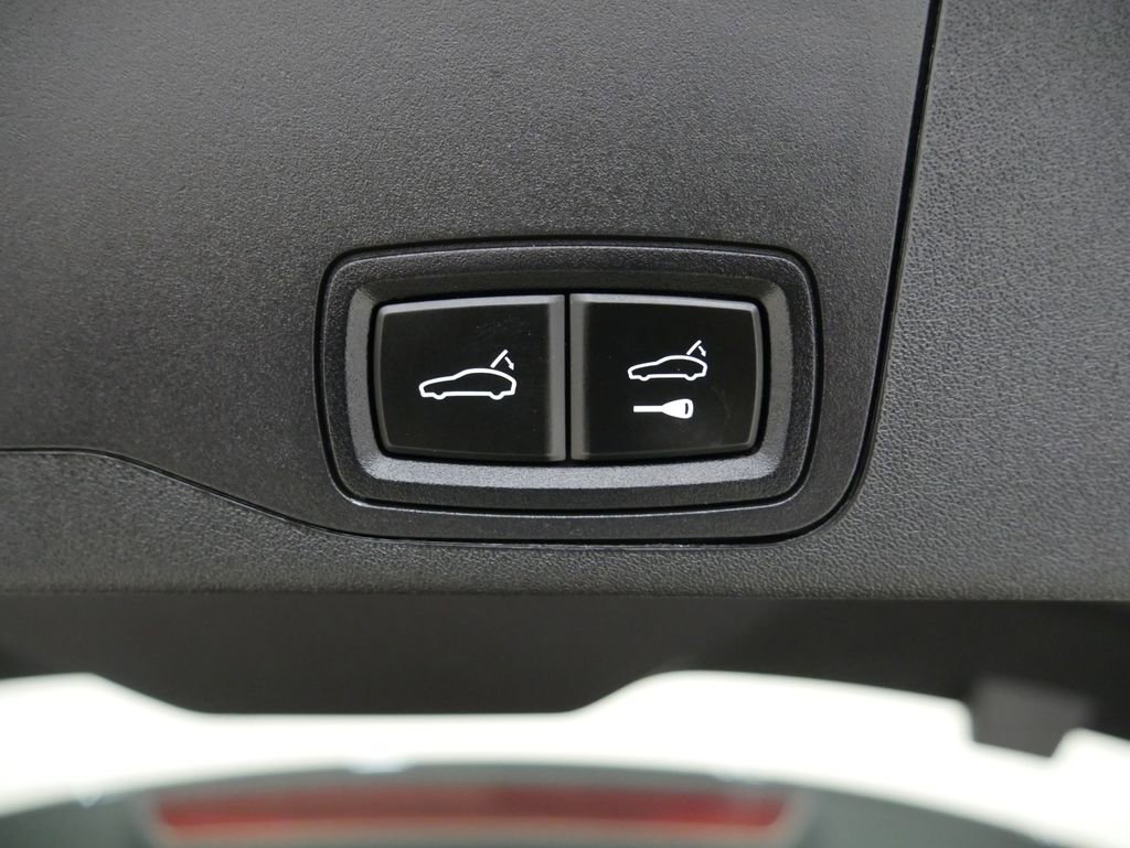 Certified 2024 Porsche Taycan Turbo S image 24