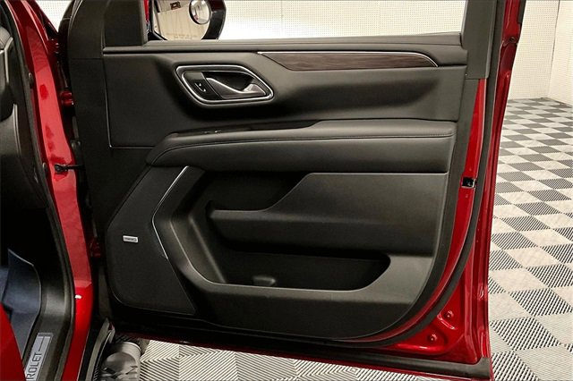 Used 2021 Chevrolet Tahoe Z71 image 17