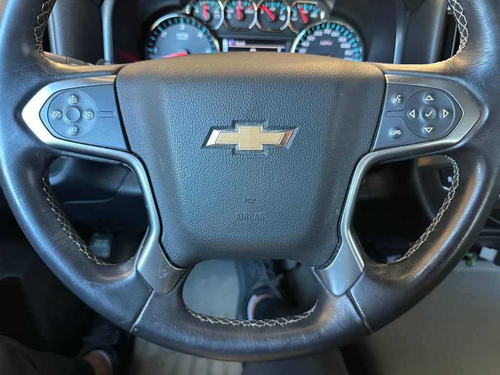 Used 2018 Chevrolet Silverado 1500 LT w/ All Star Edition AWD/4WD image 3