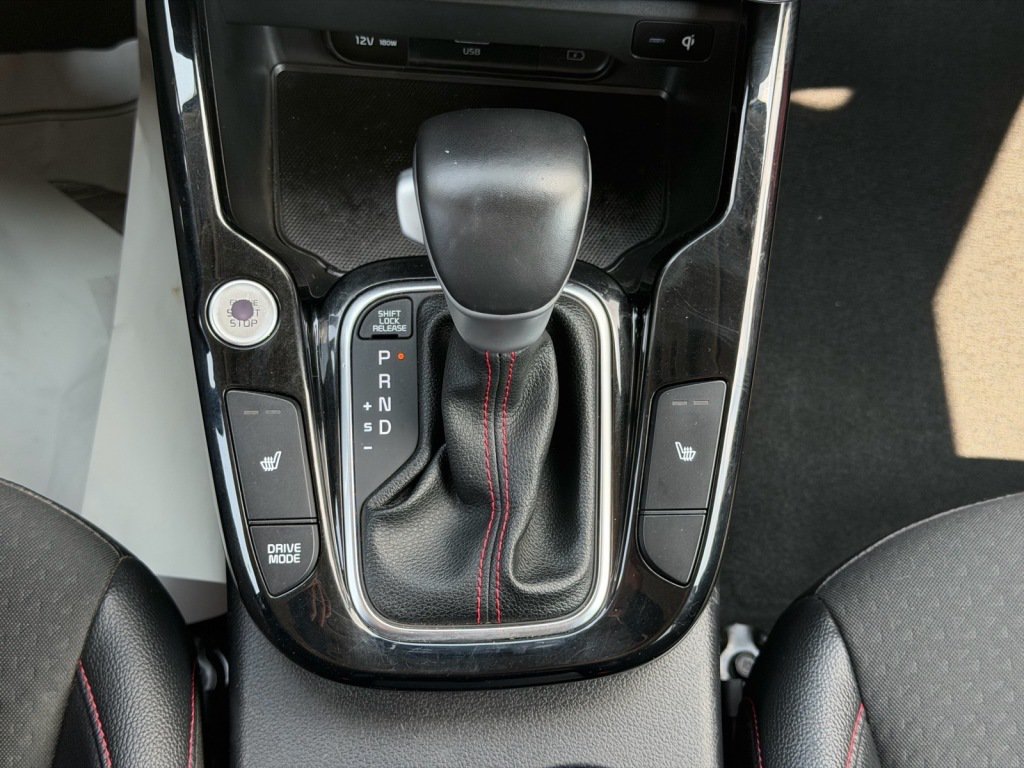 Used 2023 Kia Soul GT-Line w/ GT-Line Technology Package FWD image 16