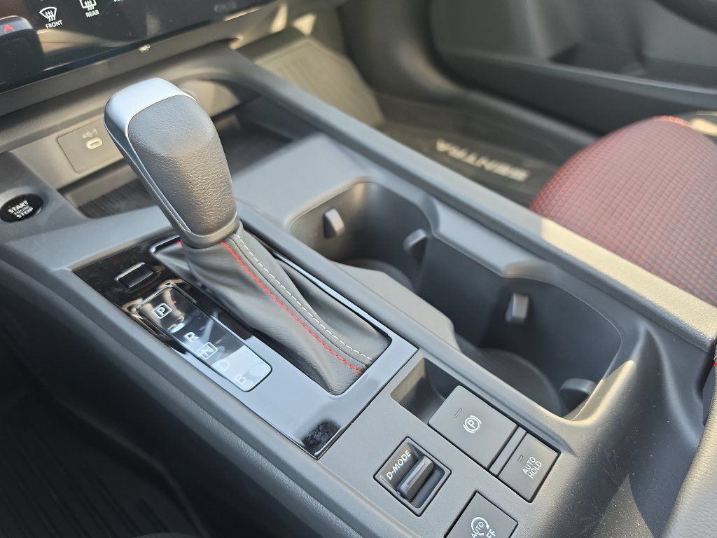 New 2027 Nissan Sentra SR FWD image 19