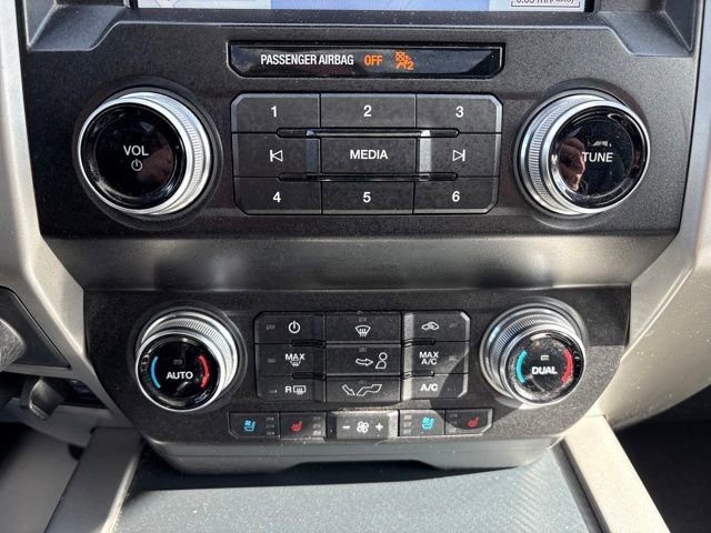 Used 2020 Ford F150 Lariat w/ Equipment Group 502A Luxury image 20