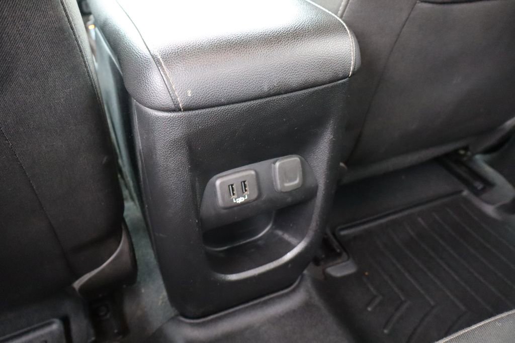 Used 2019 GMC Canyon SLE w/ Driver Alert Package image 39