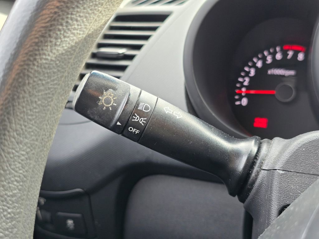 Used 2010 Kia Soul + w/ Audio Pkg image 37