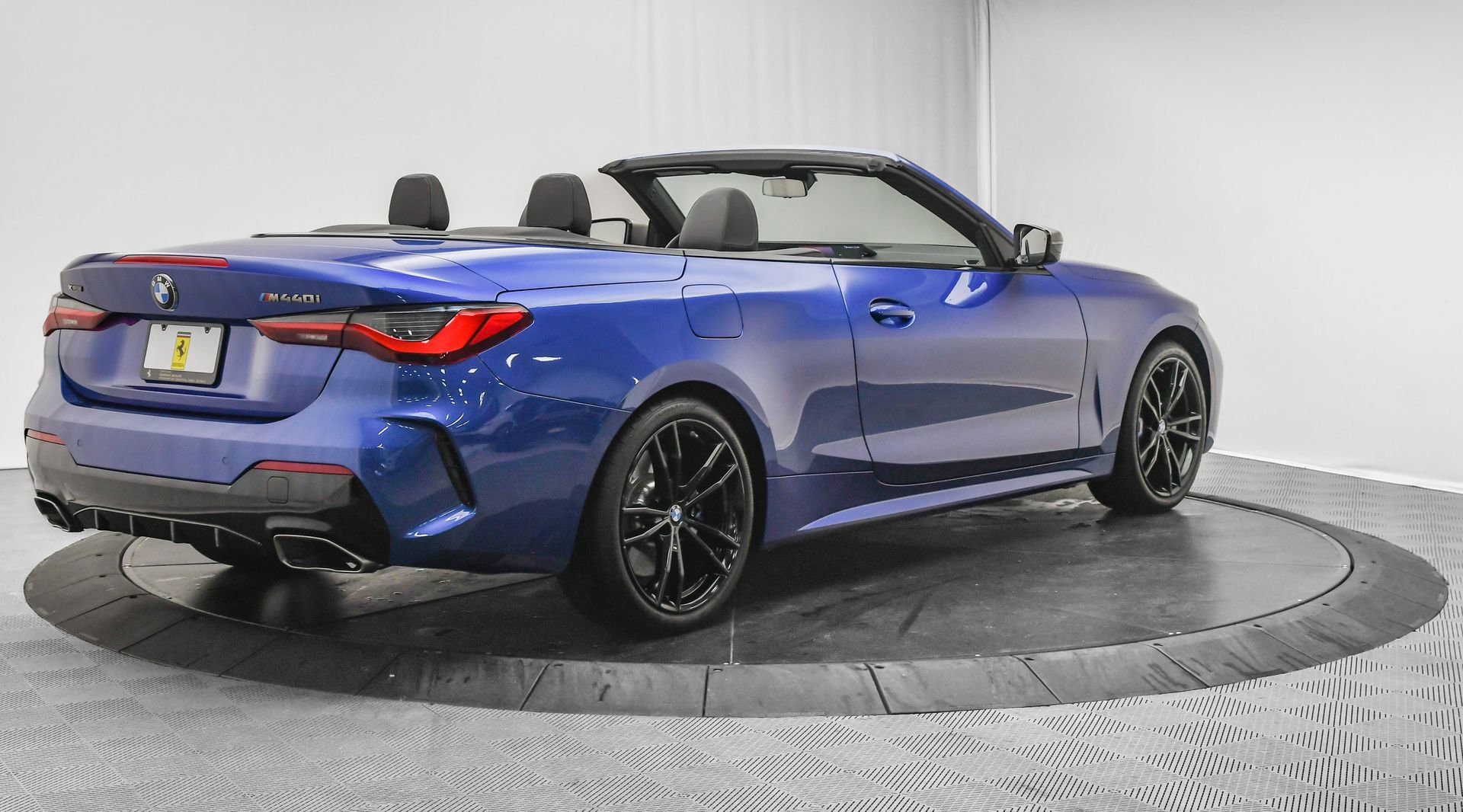 Used 2024 BMW 440i xDrive Convertible image 9