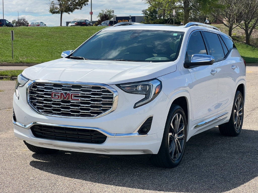 Used 2019 GMC Terrain Denali w/ Driver Alert Package II AWD/4WD image 43