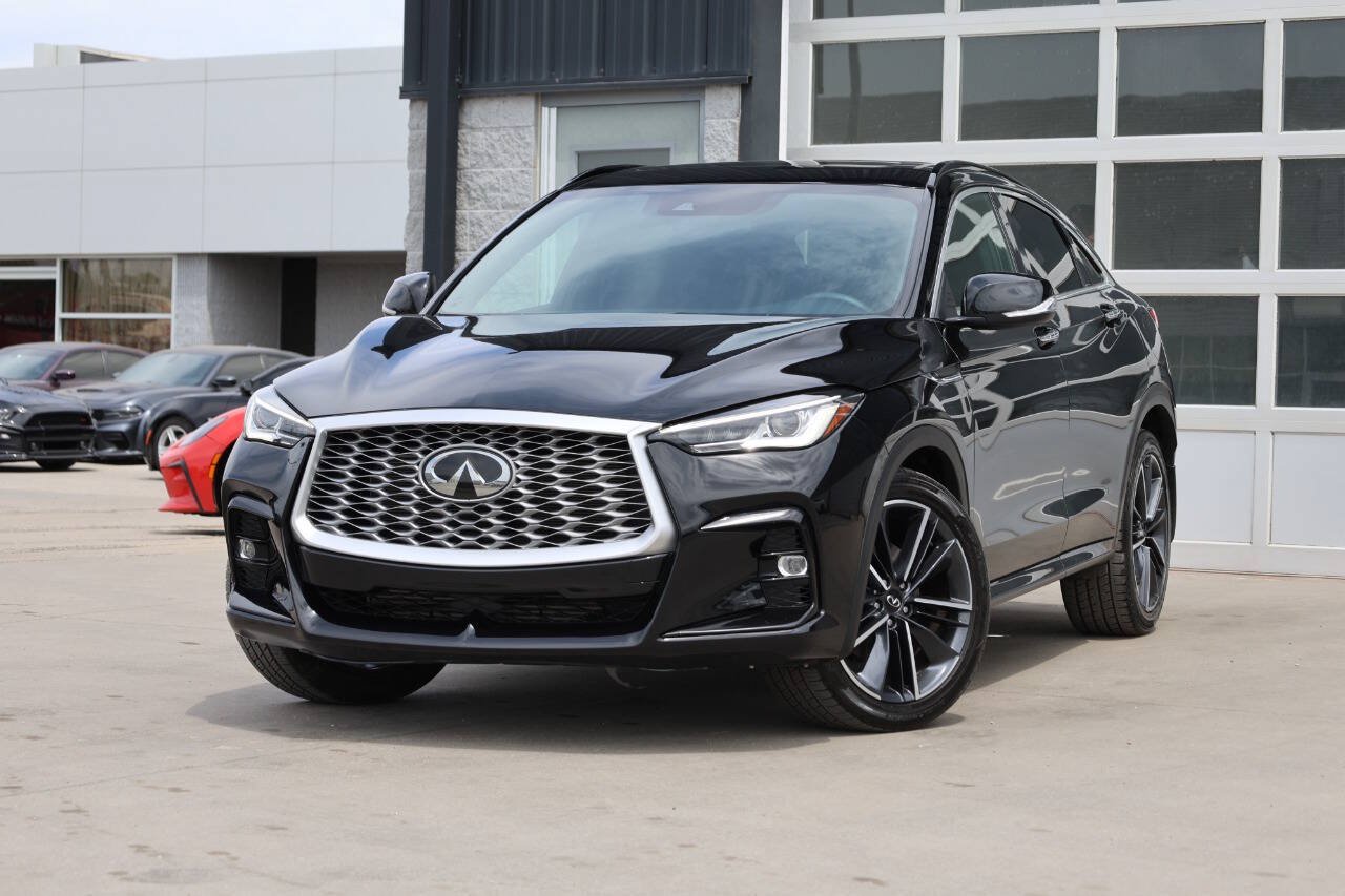 Used 2023 INFINITI QX55 Luxe w/ Cargo Package AWD/4WD image 3
