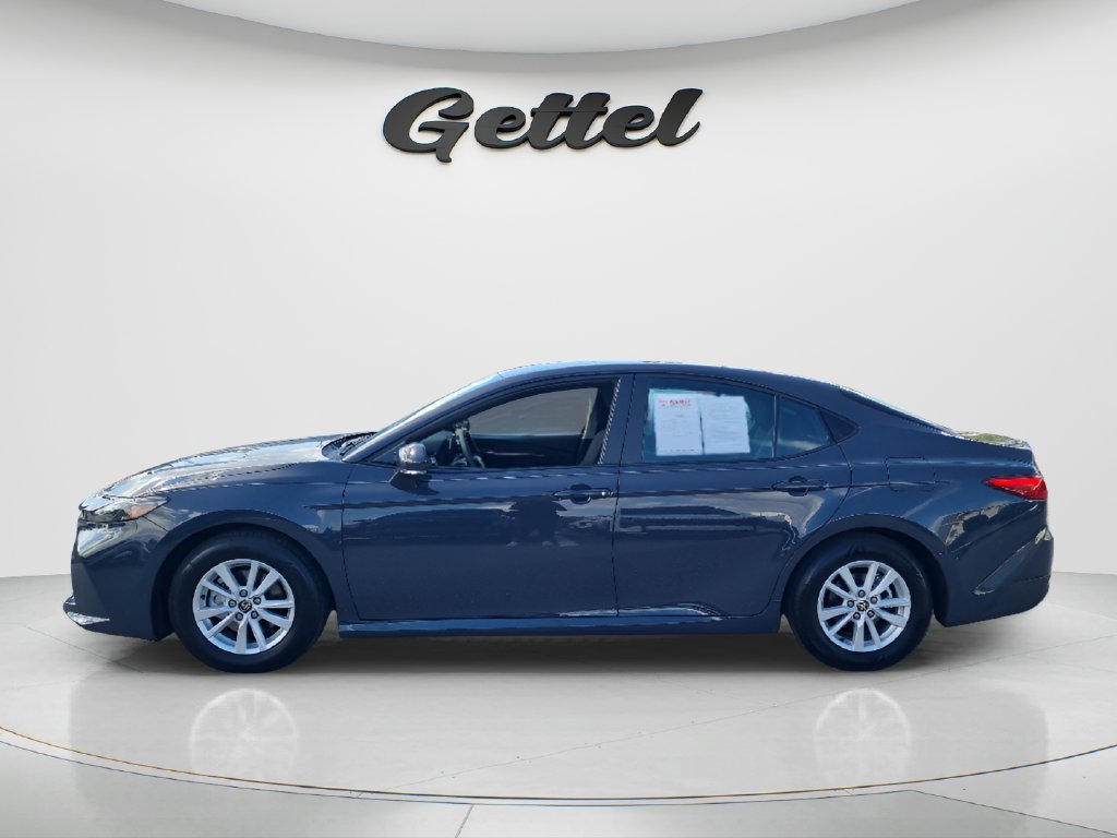 Used 2026 Toyota Camry LE FWD image 8