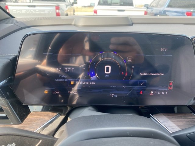 New 2025 Chevrolet Suburban Premier image 20