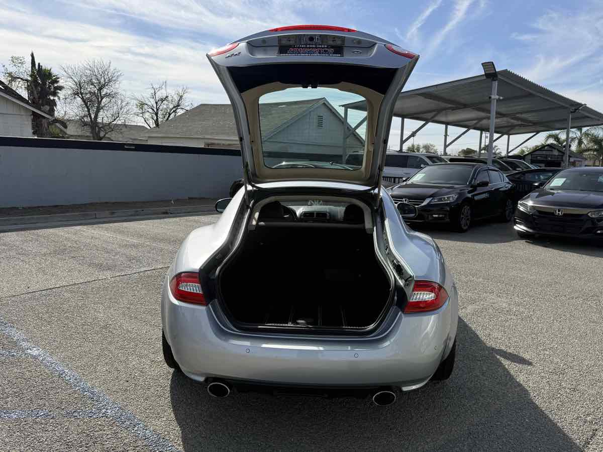 Used 2011 Jaguar XK image 14