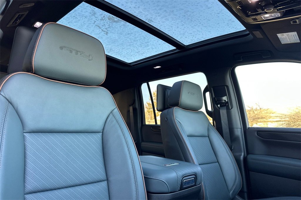 New 2026 GMC Yukon XL AT4 image 17