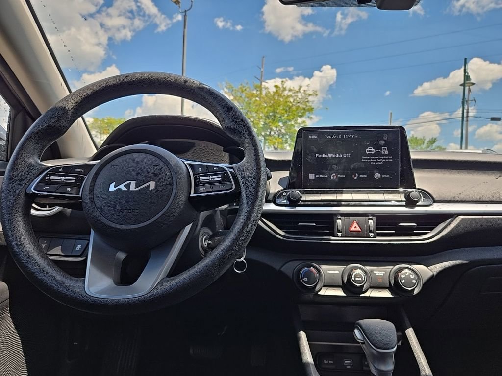 Certified 2023 Kia Forte LXS FWD image 33