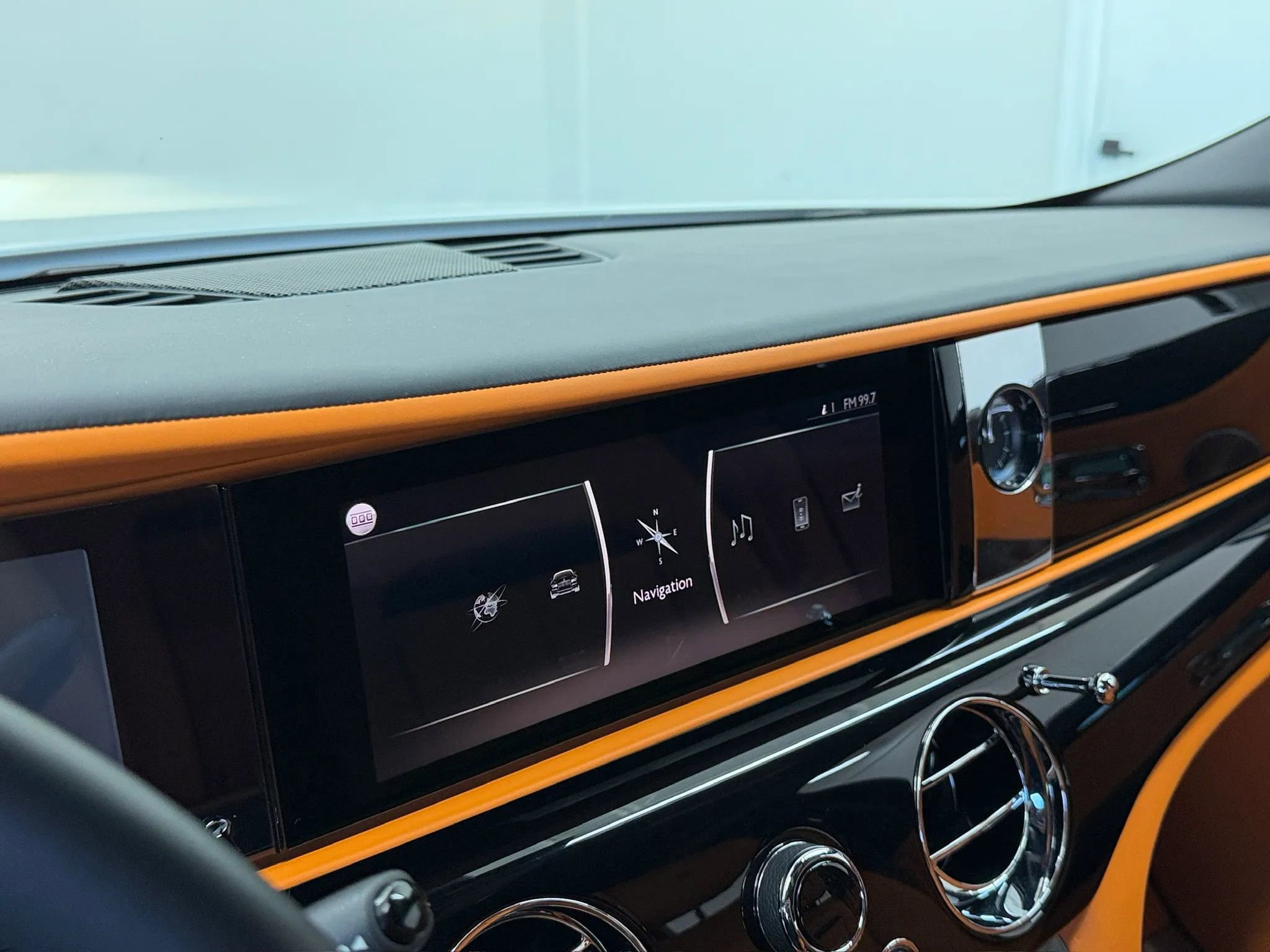 Used 2022 Rolls-Royce Ghost AWD/4WD image 34