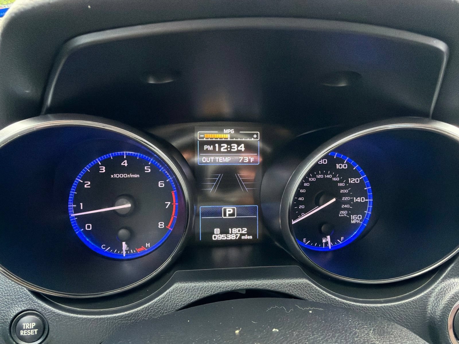 Used 2018 Subaru Outback 3.6R Touring AWD/4WD image 6